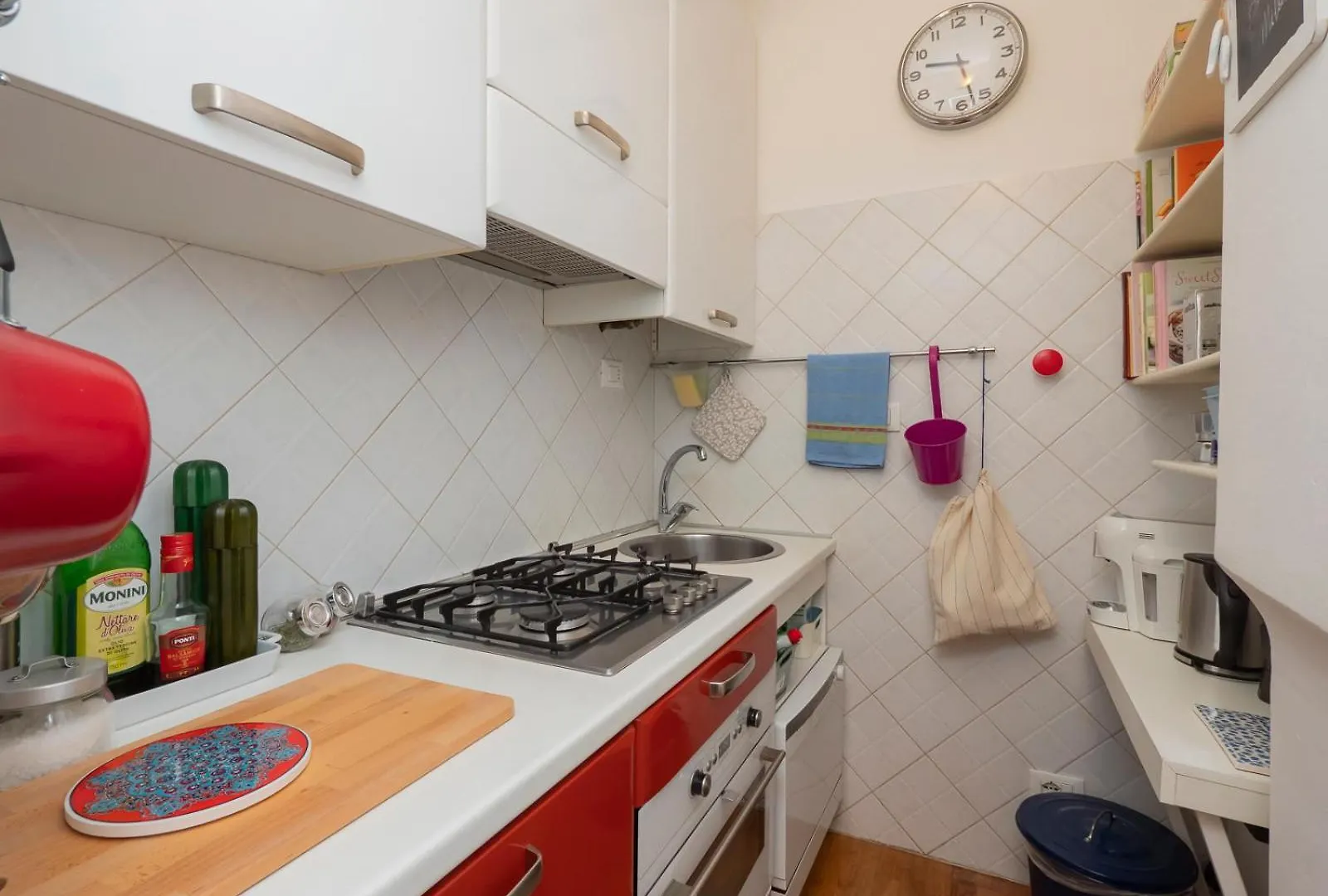 Xenia Apartments - Cozy Two-Rooms Apartment In Corso Vercelli Milan