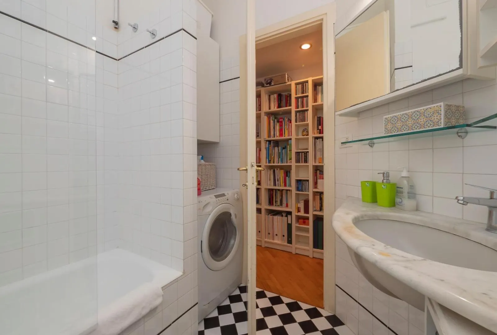 Xenia Apartments - Cozy Two-Rooms Apartment In Corso Vercelli Milan